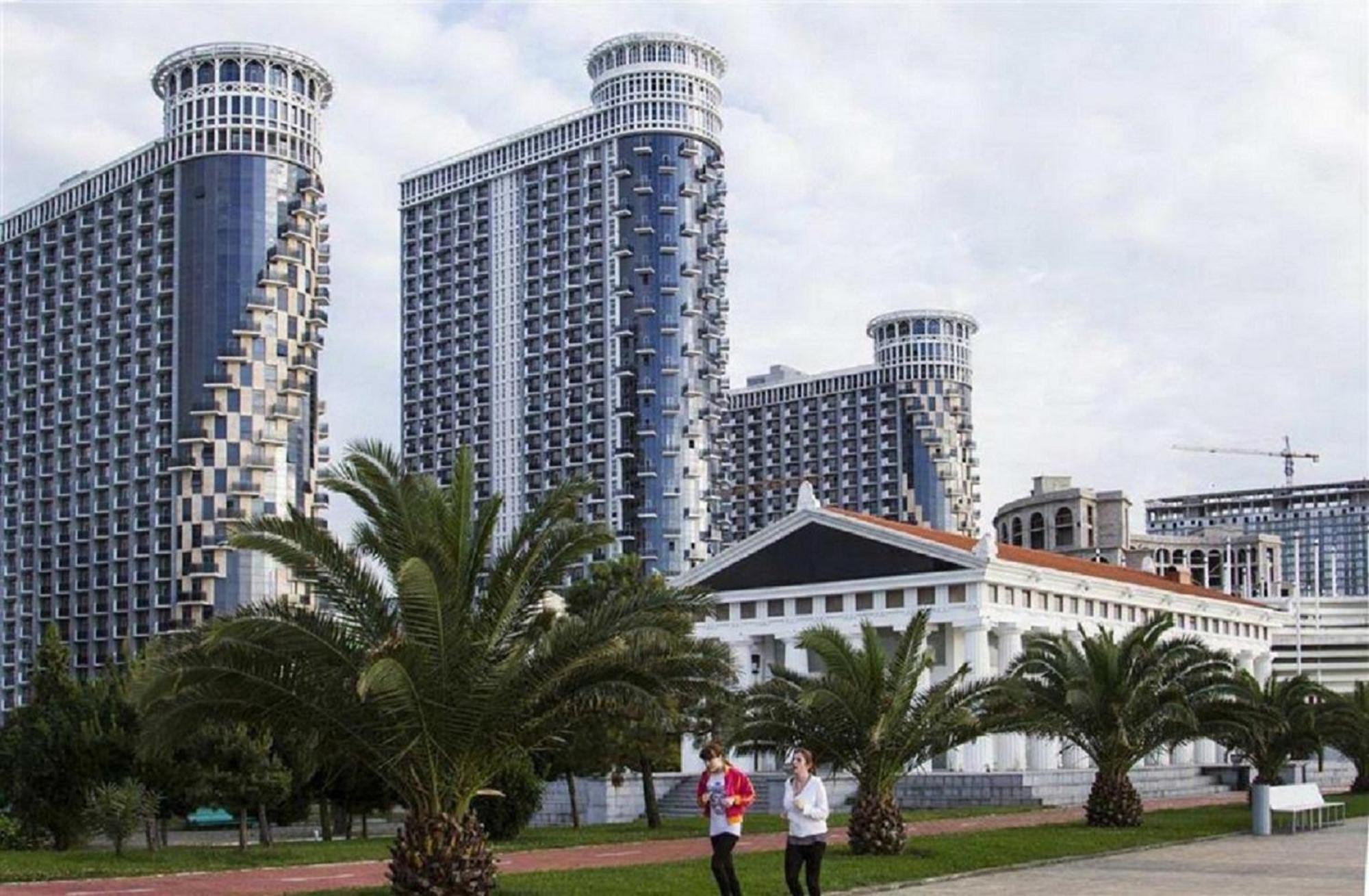 Apart Hotel Black Sea Towers Batumi Exterior foto